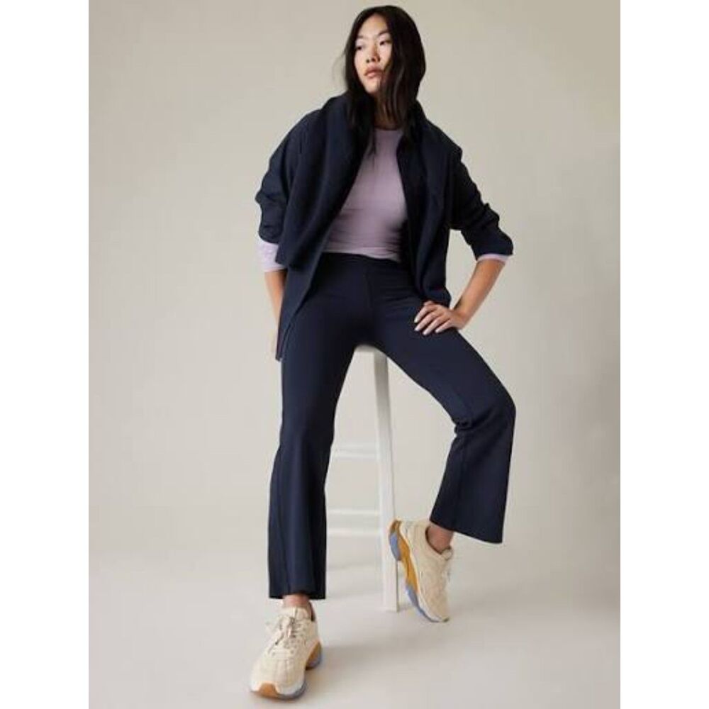 Athleta Delancey Skyline Ankle Flare Pant - Navy L - Picture 1 of 8